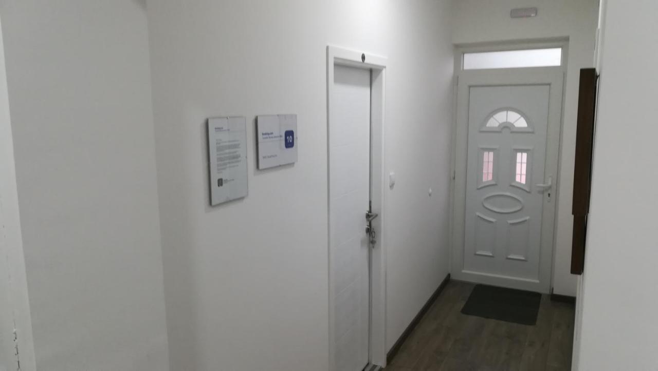 M4U Apartments Ni Exterior foto
